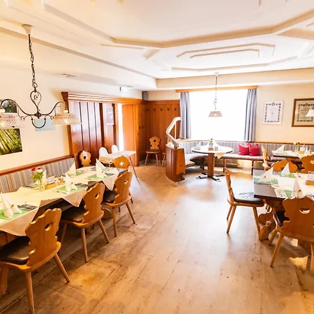 Schoeckllandhof Hotel 3*