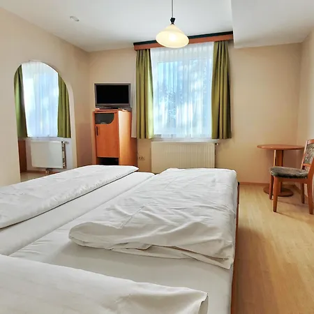 Hotel Schoeckllandhof 3*