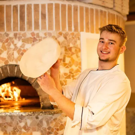 Hotel Schoeckllandhof 3*